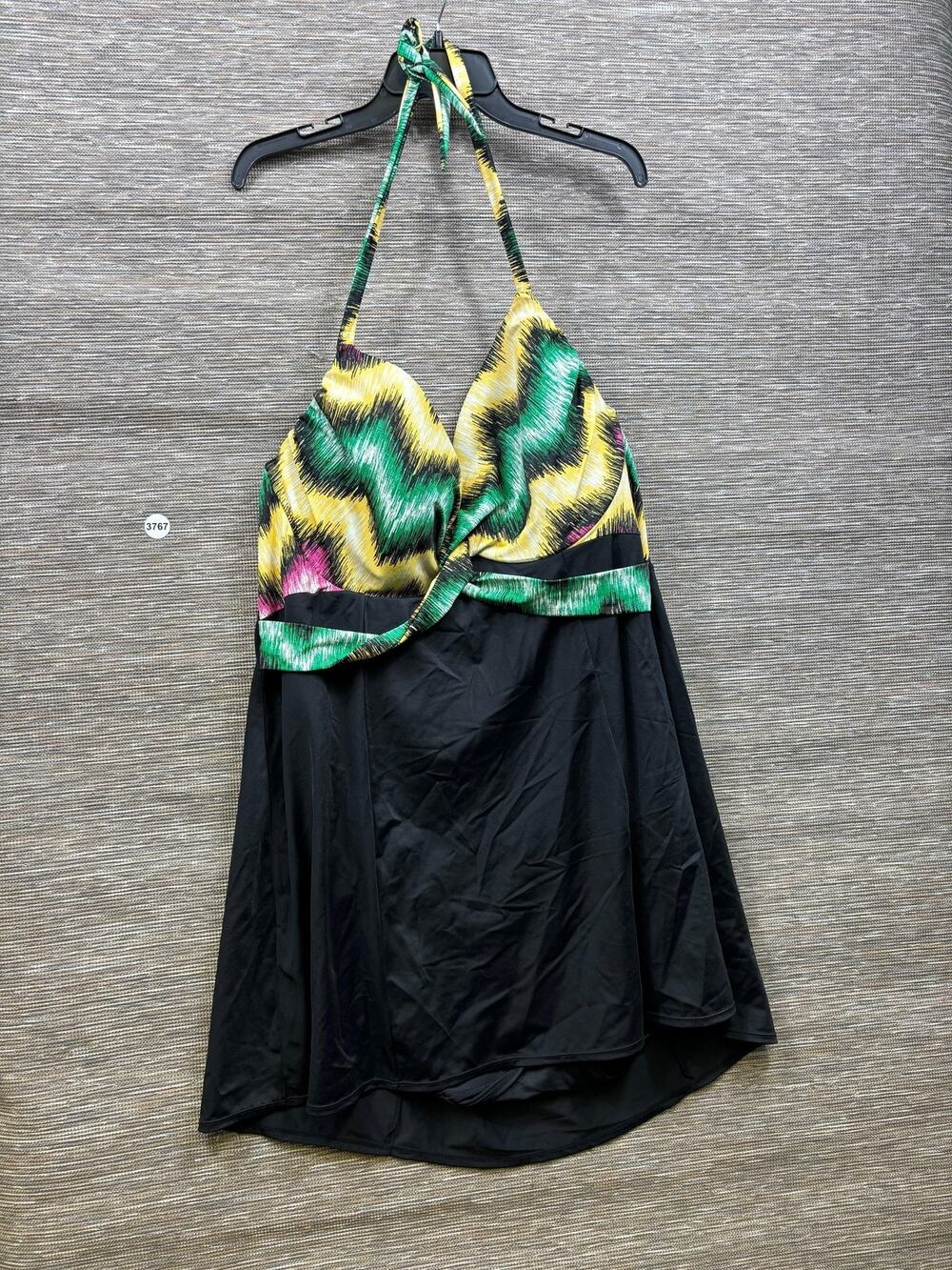 Lane Bryant Swimdress Womens 46DD/44DDD Black Chevron Halter Padded Bra Lined